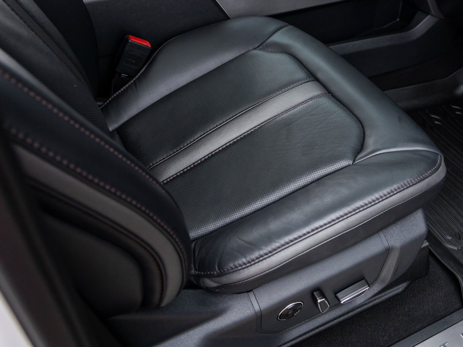 6dab584bcb07476e90478724e7f8cf92