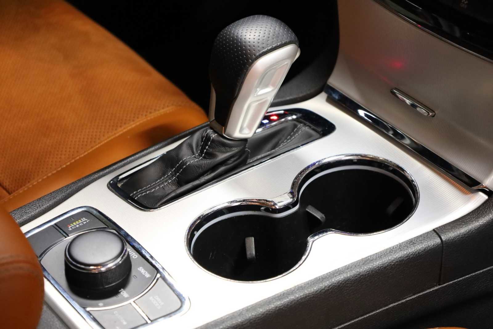 81a8335676044ea6abd6a46560b55527