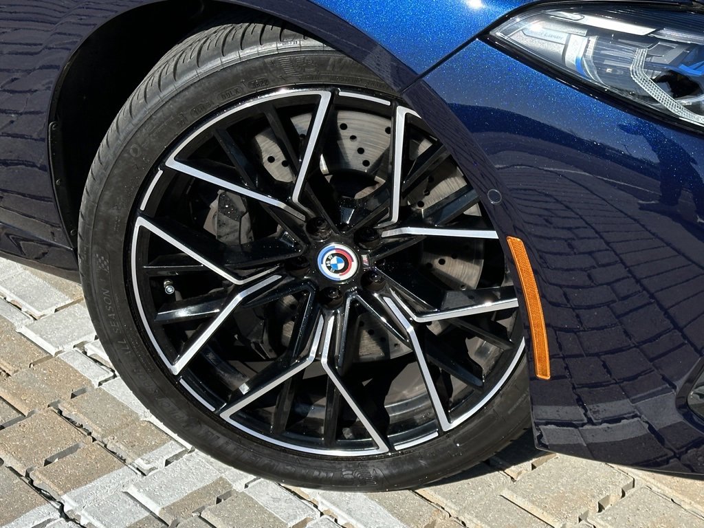 8996a177fad94b1380cc71328d31180a