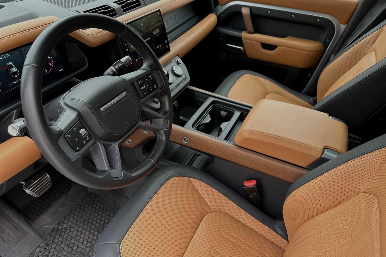 b70bf3e581ea4891b7315e376f6971f3